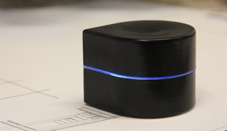 Illustration for article titled Pocket-Sized Wonder-Printer Would Work Its Own Way Across a Page